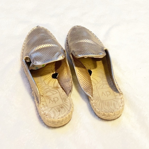 DV by Dolce Vita Elaine Rose Gold Espadrille Mules Slip On Flats Size 11 - Picture 3 of 6